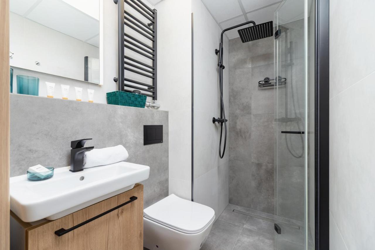 Cozy Studio Apartments Sauna & Ac Krakow By Noclegi Renters Екстериор снимка