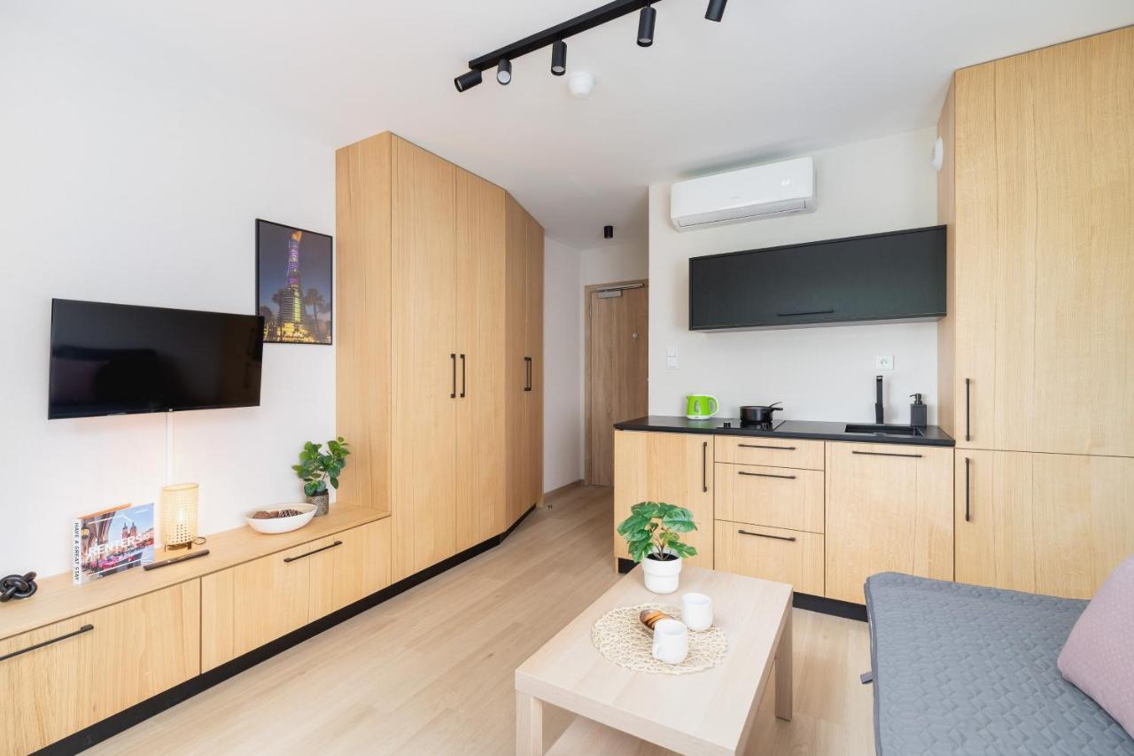 Cozy Studio Apartments Sauna & Ac Krakow By Noclegi Renters Екстериор снимка